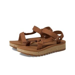Teva Women’s honey brown leather Mid Platform Universal Ceres Sandal